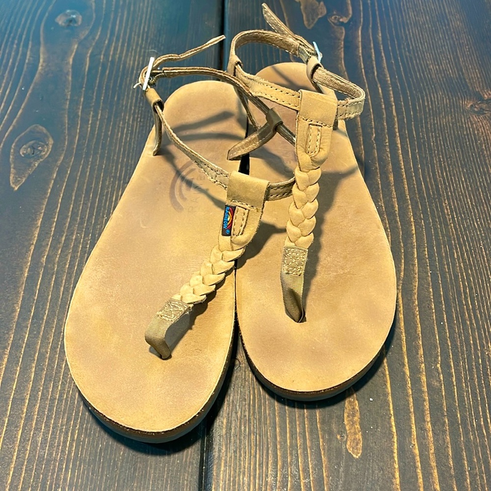 Brown rainbow leather sandal